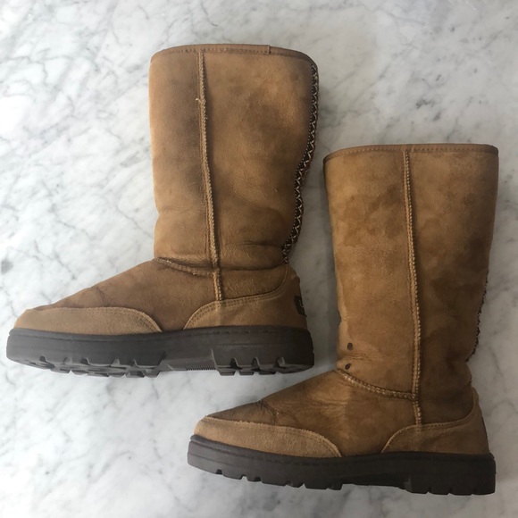 UGG Shoes - Ugg women’s classic tall boots chestnut size 9